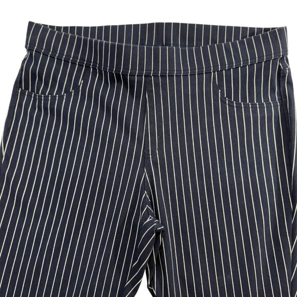 Time & True Capri Pull On Pinstriped Pants Stretch Nautical Preppy Navy XXL NWOT - Picture 2 of 11